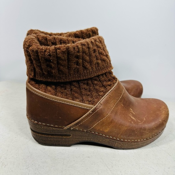 Brown Leather Clog Boots with Knit Cuff size 39-8 new - Picture 3 of 6